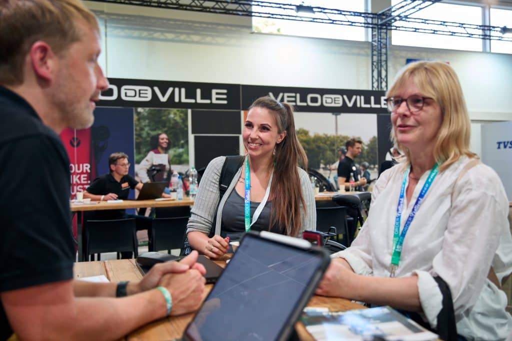Reizthema-B2B-Messe-Darum-kommen-H-ndler-wirklich