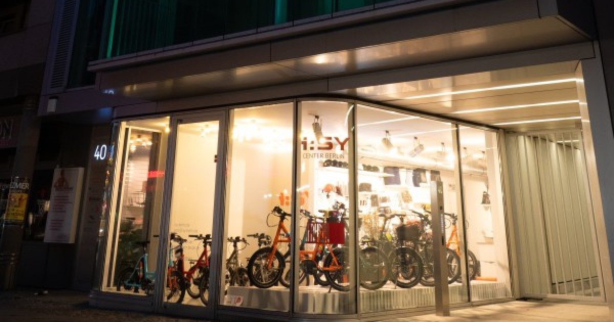 Isy Eroffnet Ladengeschaft In Berlin Sazbike De
