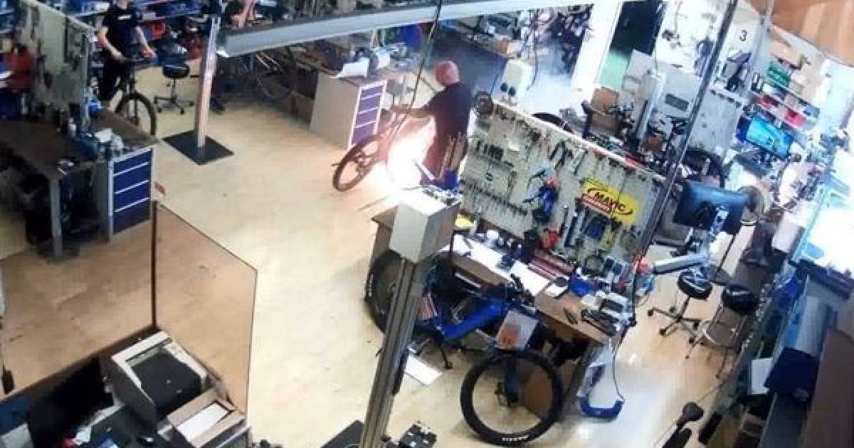 Elektrorad Akku Explodierte In Fachwerkstatt Sazbike De