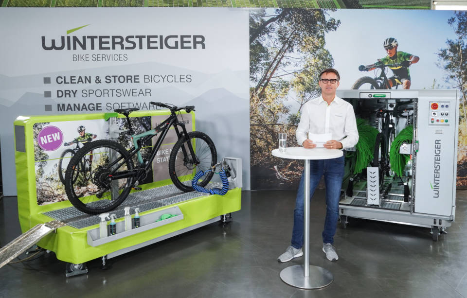 Wintersteiger Steigt Aufs Fahrrad Sazbike De
