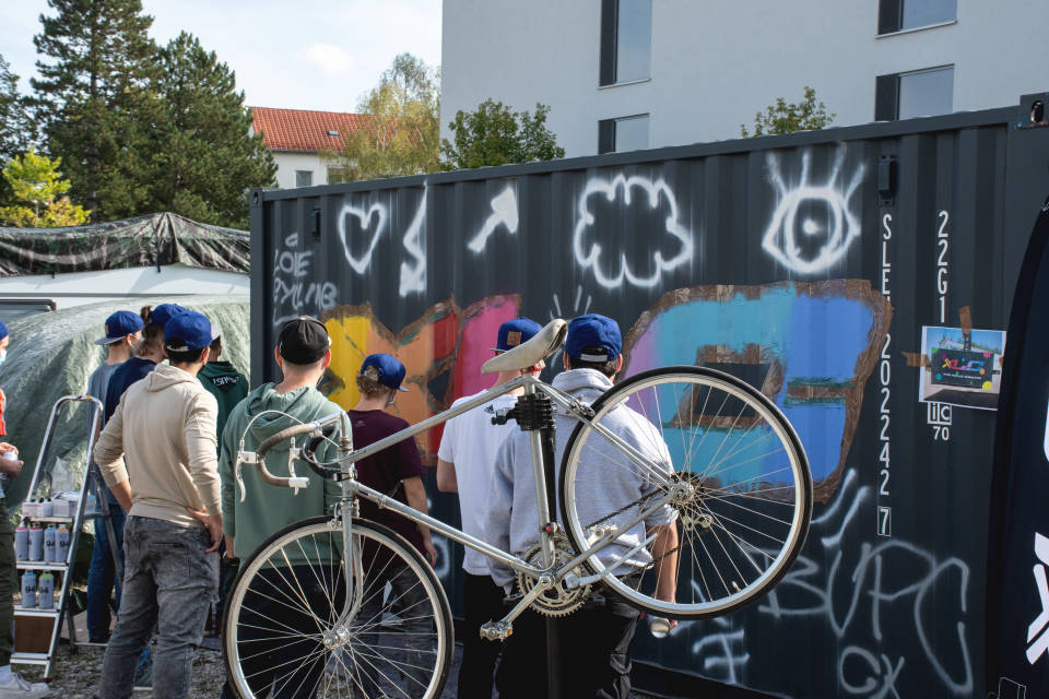 E Wiener Bike Parts Unterstutzt Schulprojekt Zum Thema Upcycling Sazbike De