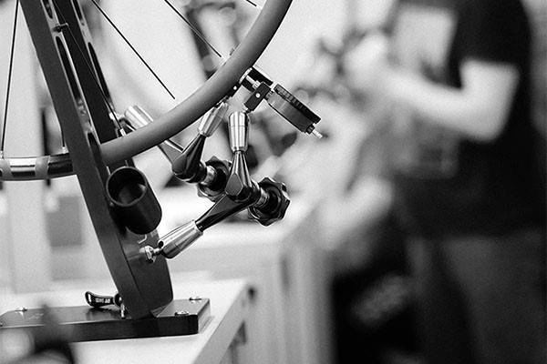 E Wiener Bike Parts Erweitert Dt Swiss Vertrieb Auf Osterreich Sazbike De