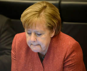 Rücknahme Osterruhe Bundeskanzlerin Angela Merkel Fehler Entschuldigung 