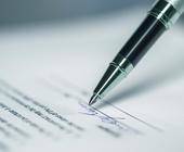 Stift Papier Unterschrift