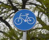 Verkehrsschild Fahrrad Blau Weiß