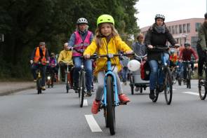 Kidical Mass ADFC Fahrraddemo Kinder 