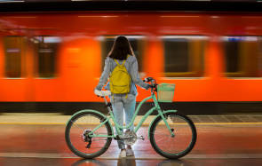 Fahrrad Bahn Kombination Diskussionspapier. 