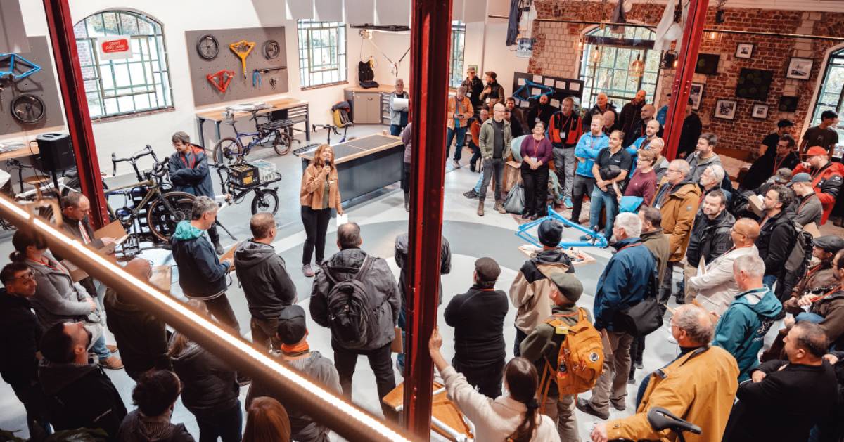 Volles Haus bei Hase Spezialräder sazbike.de