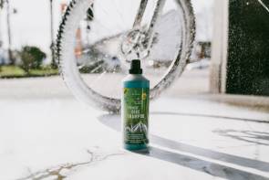 f100 power bike shampoo