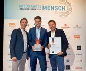 Tobias_Hoffstaedter_Hendrik_Ramisch_und_Reimar_Beer__v.l.n.r.__bei_der_Franchise_Award