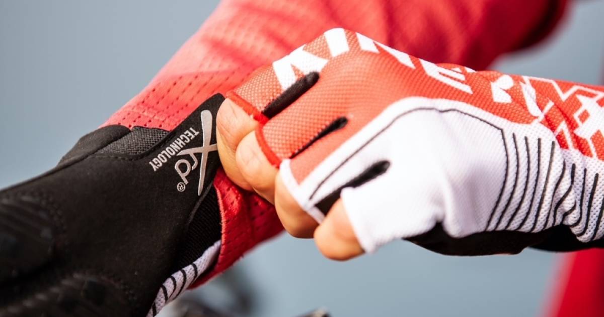 Christoph-Klumpp-vertritt-Kinetixx-Handschuhe