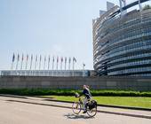 EU-Komission Pledges
