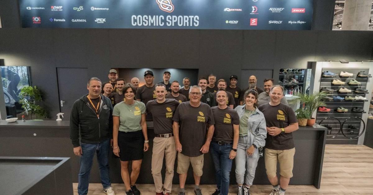 Cosmic-Sports-ffnet-die-T-ren-f-r-Fachhandel-und-Medien