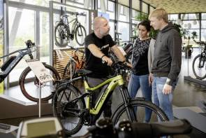 flyer ebikes showroom 