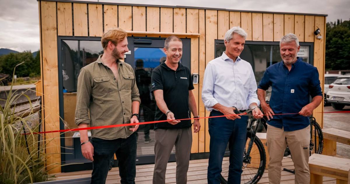 Neue-E-Bike-Station-von-Panasonic-st-rkt-nachhaltigen-Tourismus-am-Tegernsee