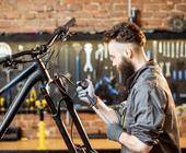 shuttertsock bike reperatur