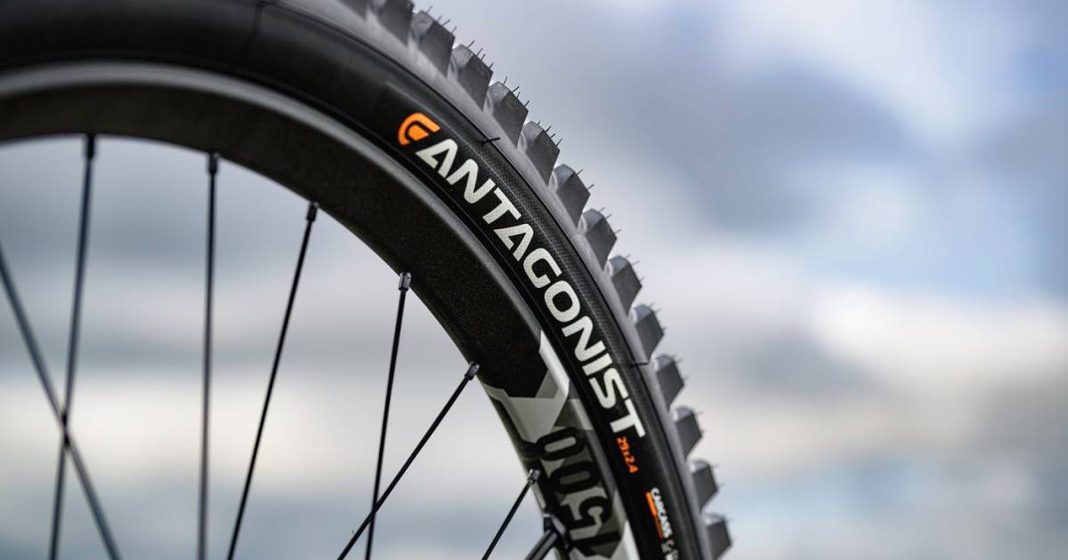 Cast-und-Pirelli-entwickeln-gemeinsam-High-Performance-MTB-Reifen