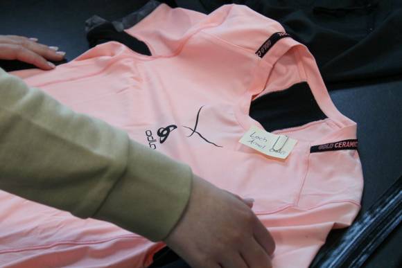 pink shirt odlo