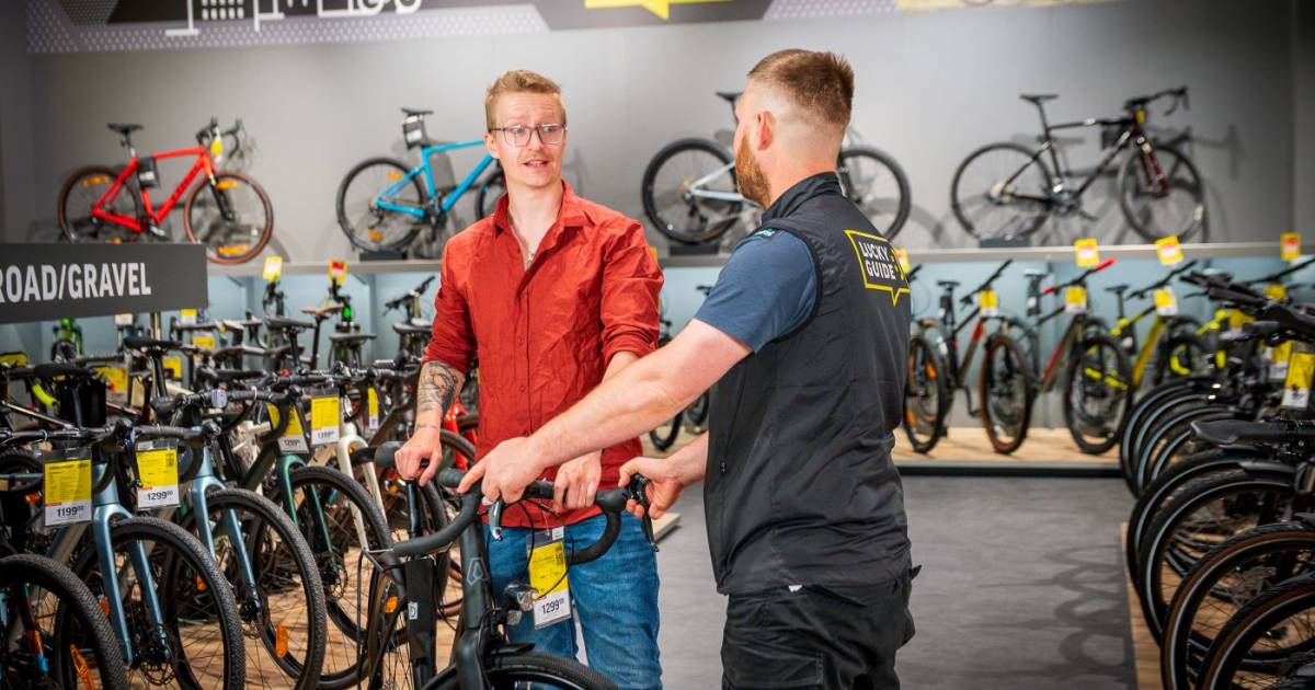 -Deutschlands-beste-Kundenberater-Lucky-Bike-erh-lt-Auszeichnung