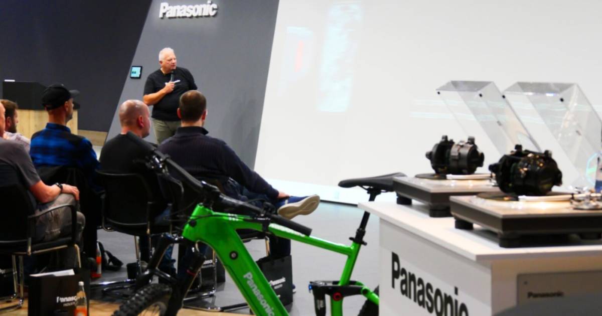 Panasonic-Crussis-und-Sram-schulen-H-ndler-im-Experience-Center