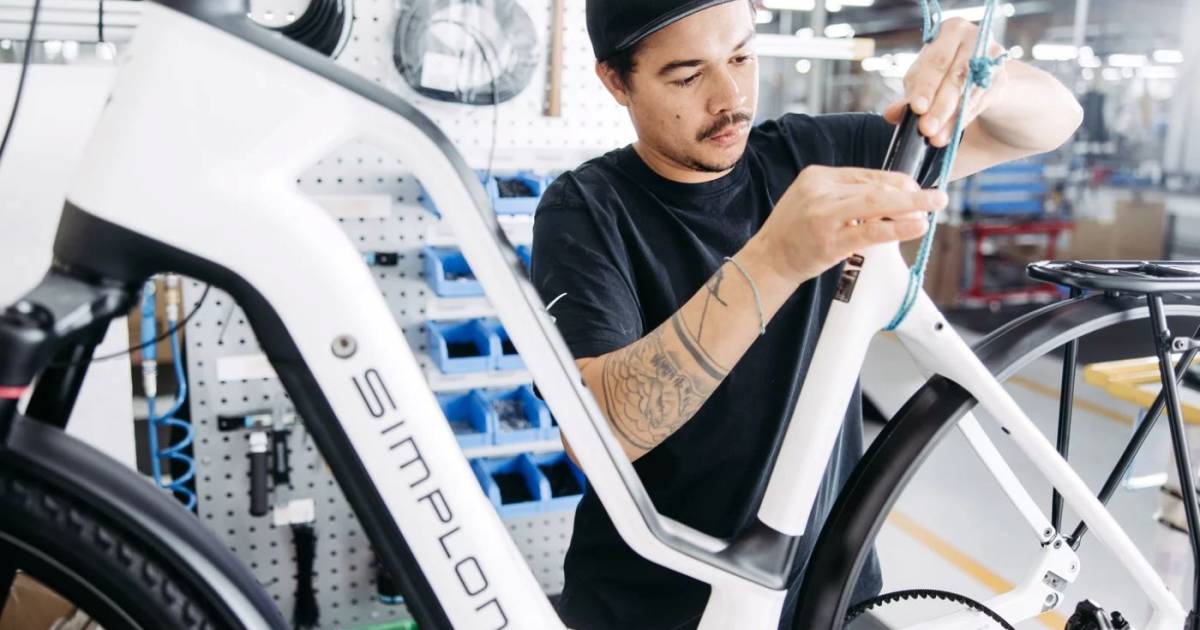 Simplon-geht-nach-Rum-nien-und-baut-Stellen-in-Hard-ab